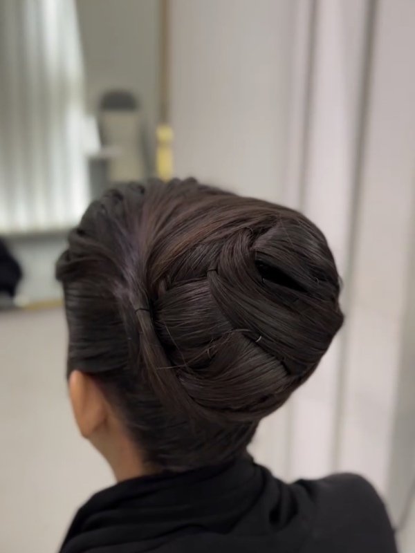 EM Salon-11